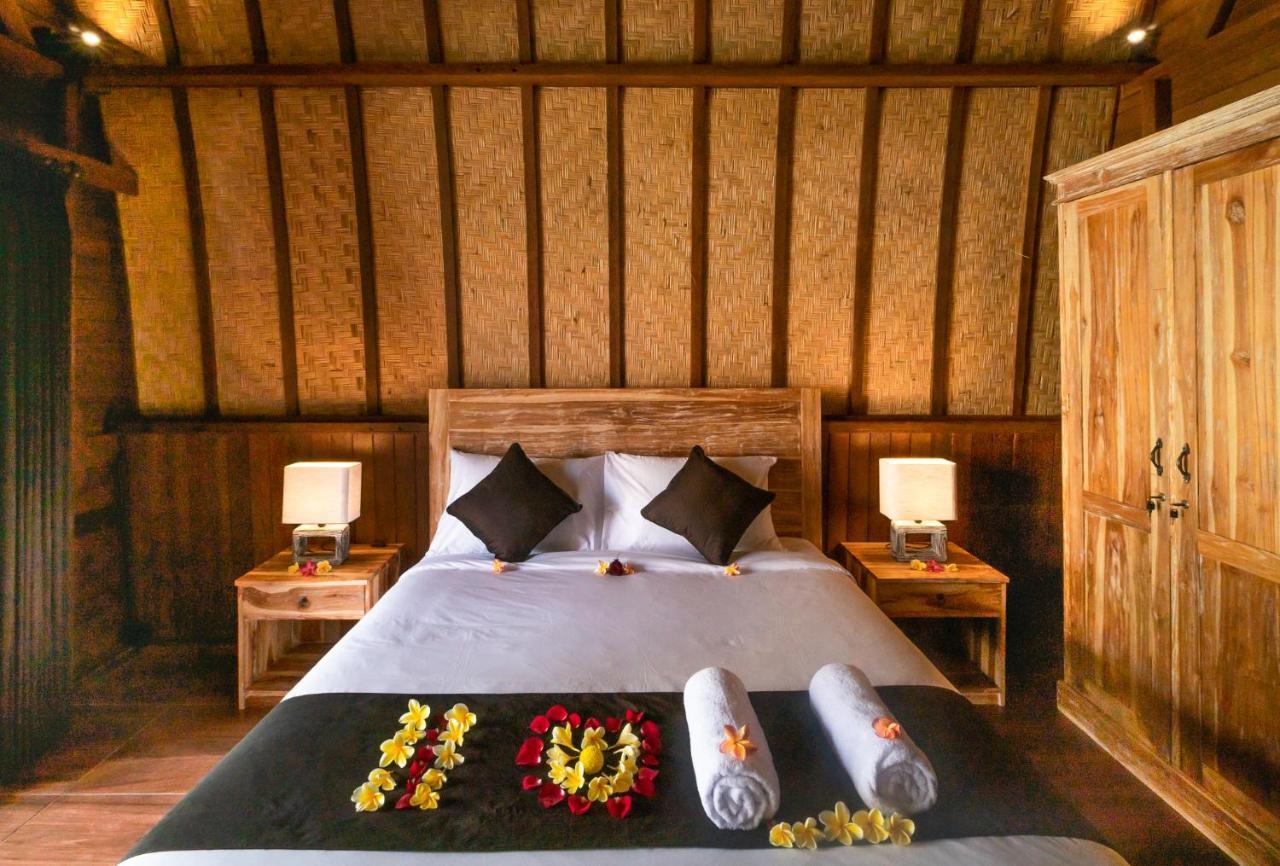 Wooden Puri Guesthouse Улувату Екстер'єр фото